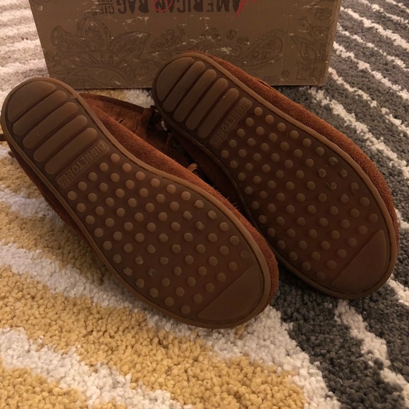 Minnetonka Fringe Moccasin, Sz 2 - Picture 5 of 6
